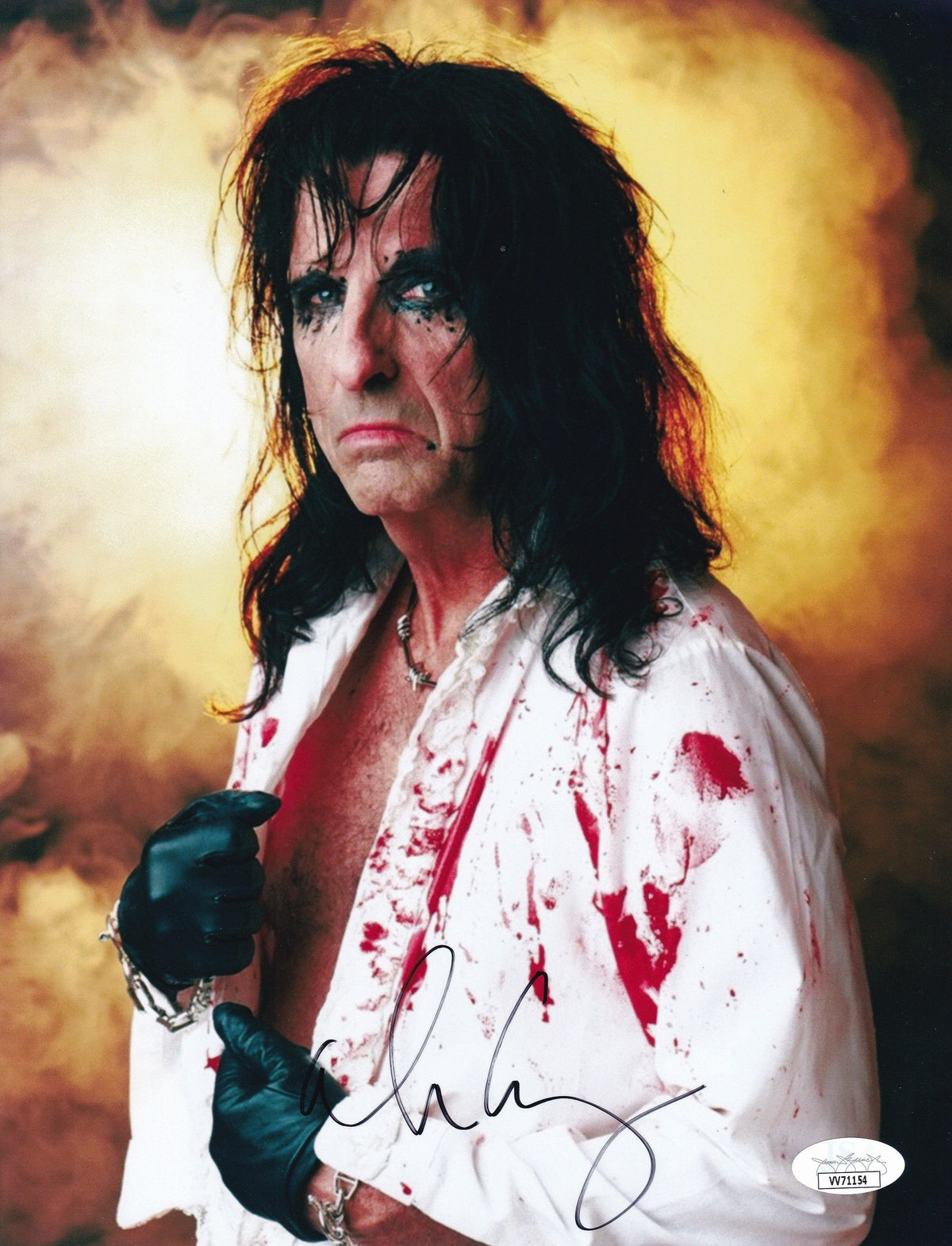 Alice Cooper autographed 8 1/2 x 11 portrait photo JSA - AutographsForSale.com
