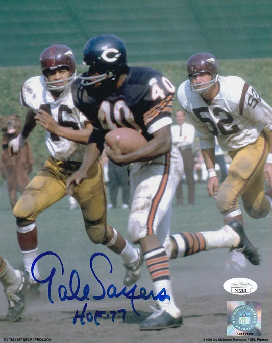 Gale Sayers signed Chicago Bears 8x10 photo with HOF 77 JSA - AutographsForSale.com