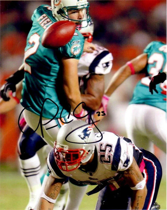 Patrick Chung signed Patriots 2010 punt block 8x10 photo - AutographsForSale.com