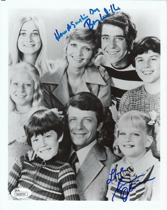 Susan Olsen & Barry Williams signed Brady Bunch 8x10 cast photo JSA - AutographsForSale.com