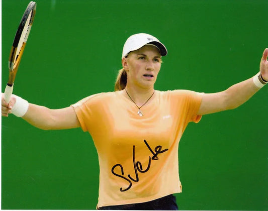 Svetlana Kuznetsova autographed 8x10 tennis photo - AutographsForSale.com