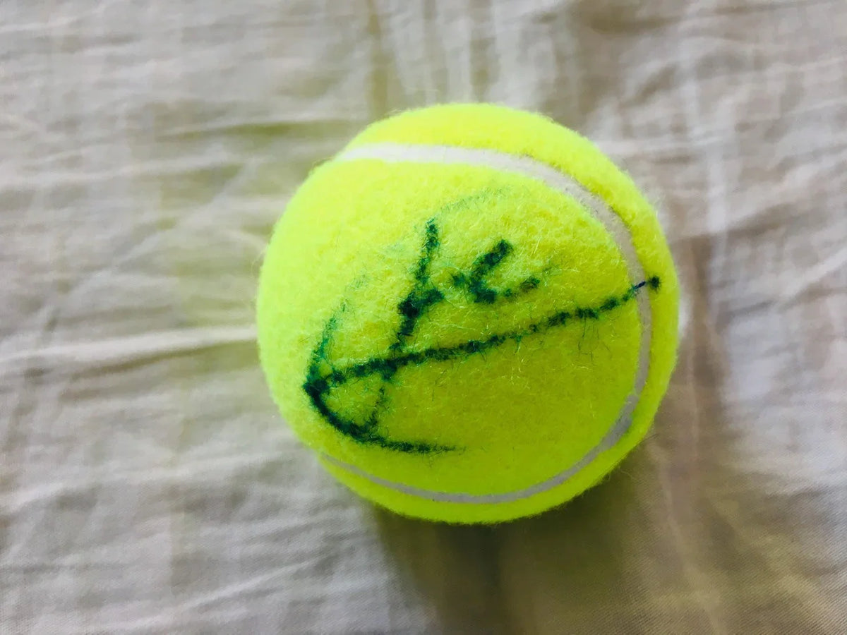 Jaume Munar autographed Penn tennis ball - AutographsForSale.com