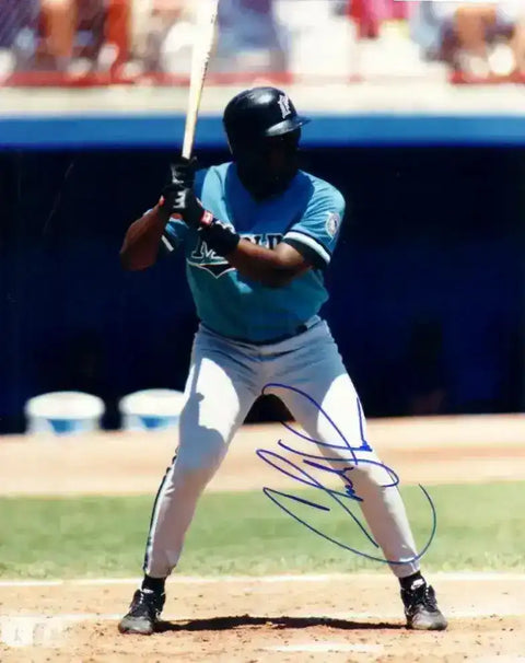 b46d1cb5cfbc4a50afa95fa0c4d9fb4f - AutographsForSale.com