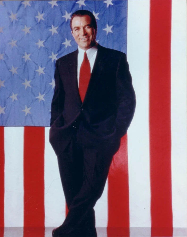 Tom Selleck 8x10 American Flag photo - AutographsForSale.com