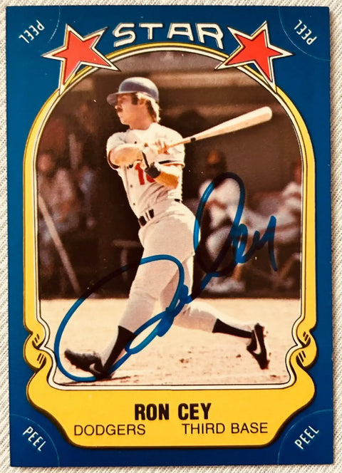 b7042cdd4066f2ca6b41bf514f0f73a0 - AutographsForSale.com