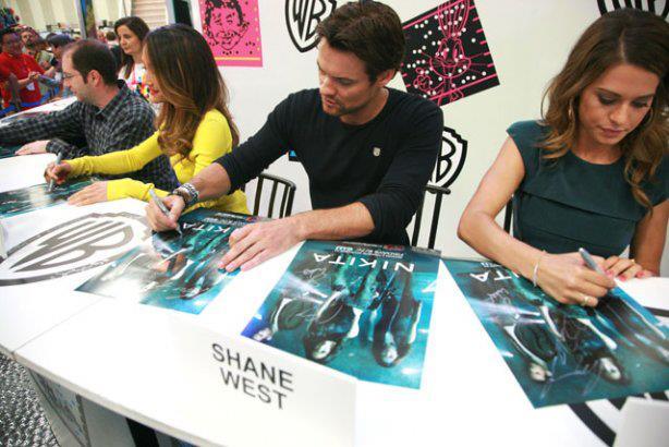 Maggie Q autographed Nikita 8x10 portrait photo (laminated) - AutographsForSale.com