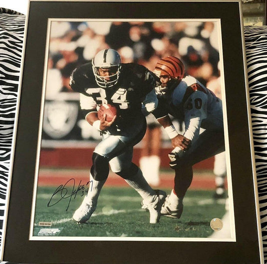 Bo Jackson signed Raiders 16x20 poster or photo framed UDA - AutographsForSale.com