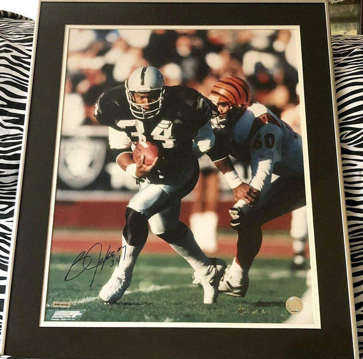 Bo Jackson signed Raiders 16x20 poster or photo framed UDA - AutographsForSale.com