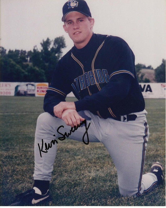 Kevin Sweeney signed Lethbridge black Diamonds 8x10 photo - AutographsForSale.com