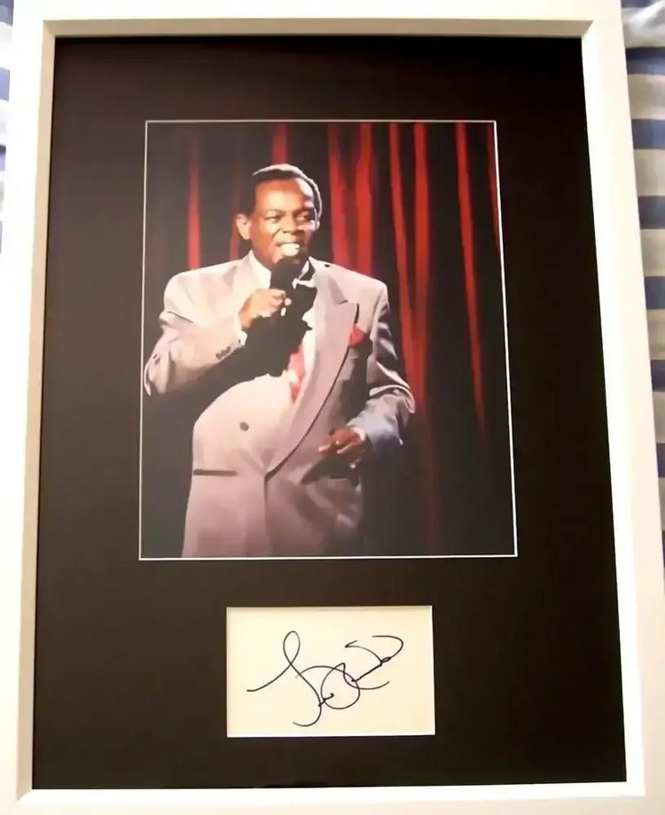 Lou Rawls autograph framed 8x10 concert photo JSA - AutographsForSale.com