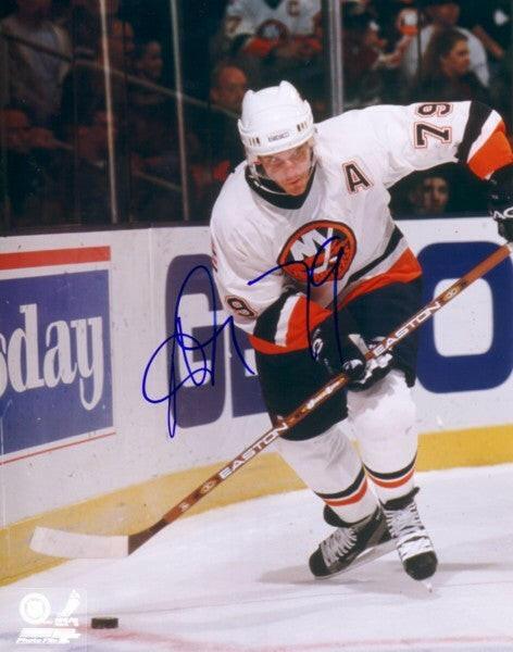 Alexei Yashin autographed New York Islanders 8x10 photo - AutographsForSale.com