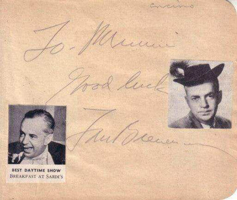 c6598a8d94a87b327f9815b76f0c39b2 - AutographsForSale.com