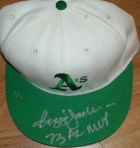 c70c36a727a33c26df5feafc8e1102c5 - AutographsForSale.com