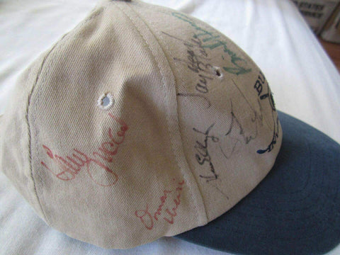 ca97df2a6f2117528ae20dd28d804368 - AutographsForSale.com