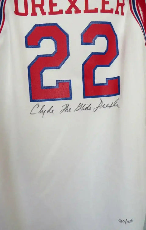 cb070f7b2a562d3c1ae0a4fcc4b5c9fa - AutographsForSale.com
