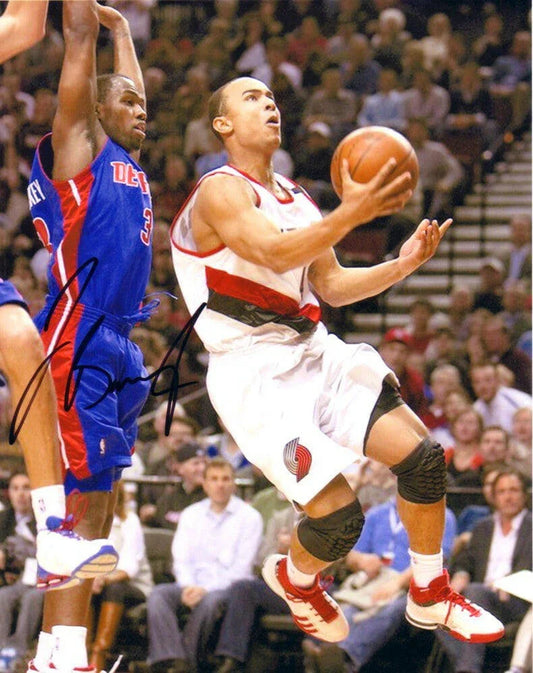 Jerryd Bayless autographed Portland Trail Blazers 8x10 photo - AutographsForSale.com