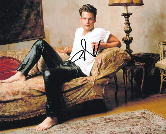Chris O'Donnell autographed 8x10 horizontal photo - AutographsForSale.com