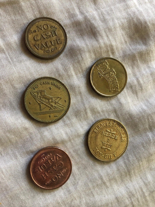 5 arcade video game token lot Dandy Discovery Zone Ellwest Fun Factory Spaceplex - AutographsForSale.com