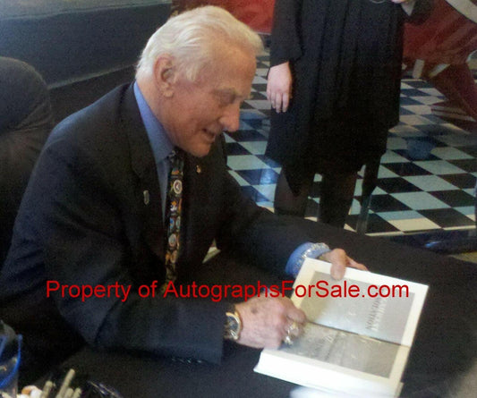 Buzz Aldrin signed Apollo 11 Magnificent Desolation book JSA - AutographsForSale.com
