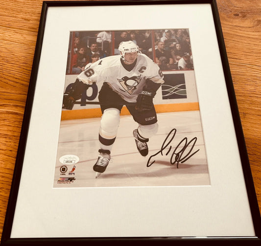 Mario Lemieux signed Penguins 8x10 photo framed JSA - AutographsForSale.com