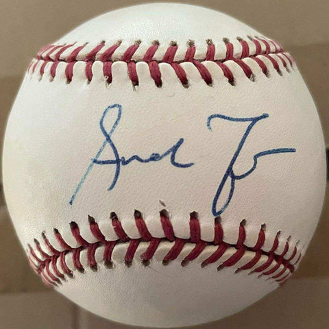 dadc0d2d3b36de812e45742fcd6b1107 - AutographsForSale.com