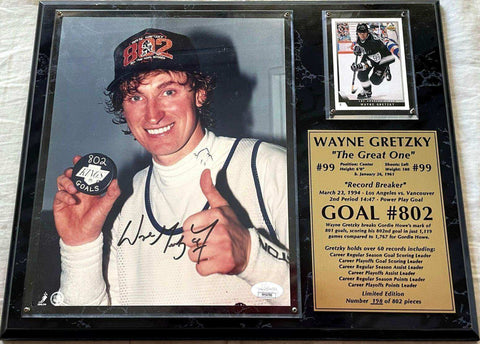db6b160d62cb911c1051f134df870690 - AutographsForSale.com