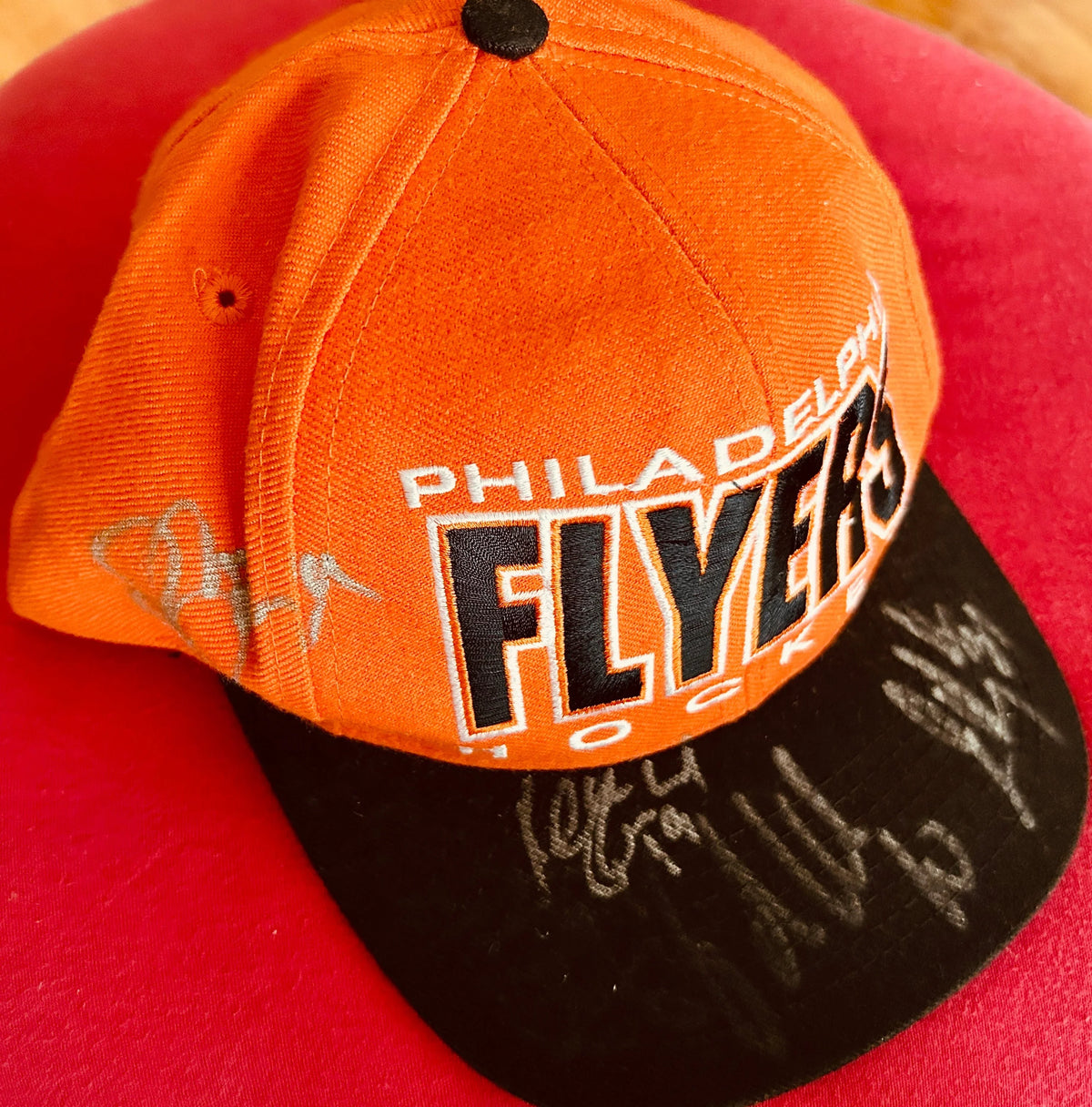John LeClair Mikael Renberg Joel Otto Eric Desjardins signed 1996-97 Flyers cap JSA - AutographsForSale.com