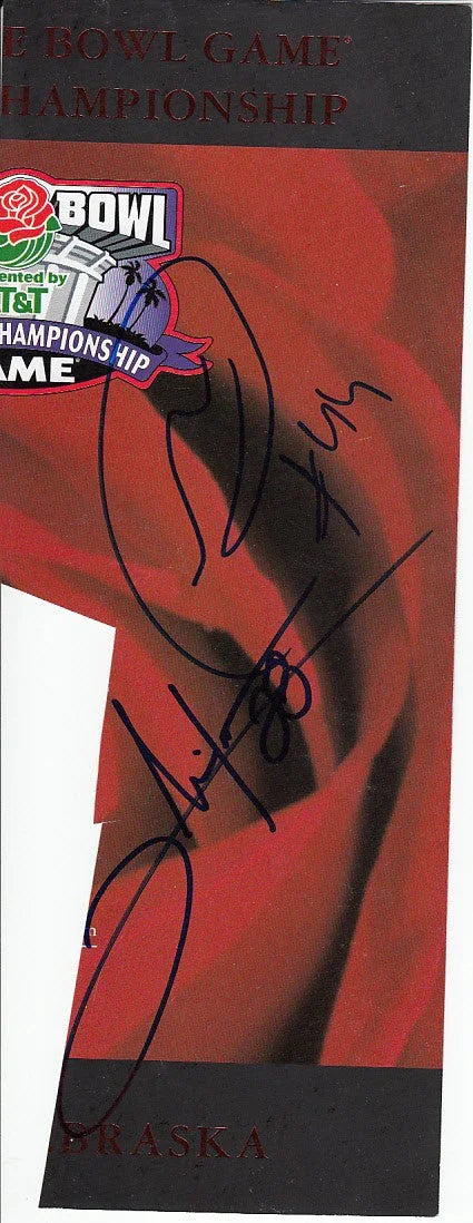 Clinton Portis Najeh Davenport signed 2001 National Championship cut program cover Miami Hurricanes - AutographsForSale.com