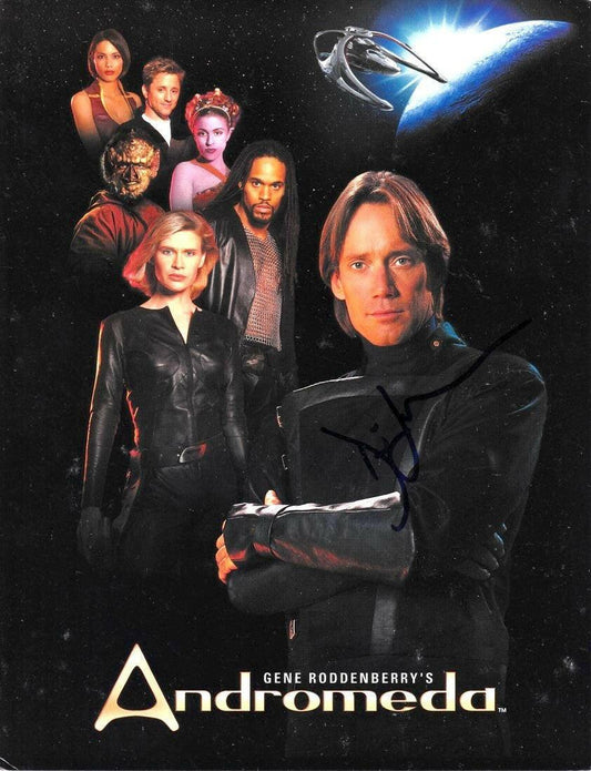 Kevin Sorbo autographed Andromeda 8x11 promotional cast photo - AutographsForSale.com