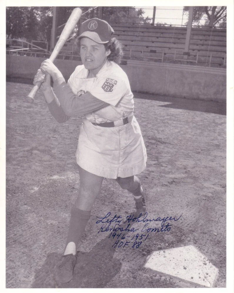 Lefty Hohlmayer autographed 8x10 Kenosha Comets photo - AutographsForSale.com