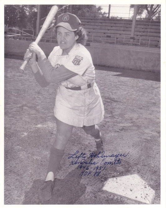 Lefty Hohlmayer autographed 8x10 Kenosha Comets photo - AutographsForSale.com