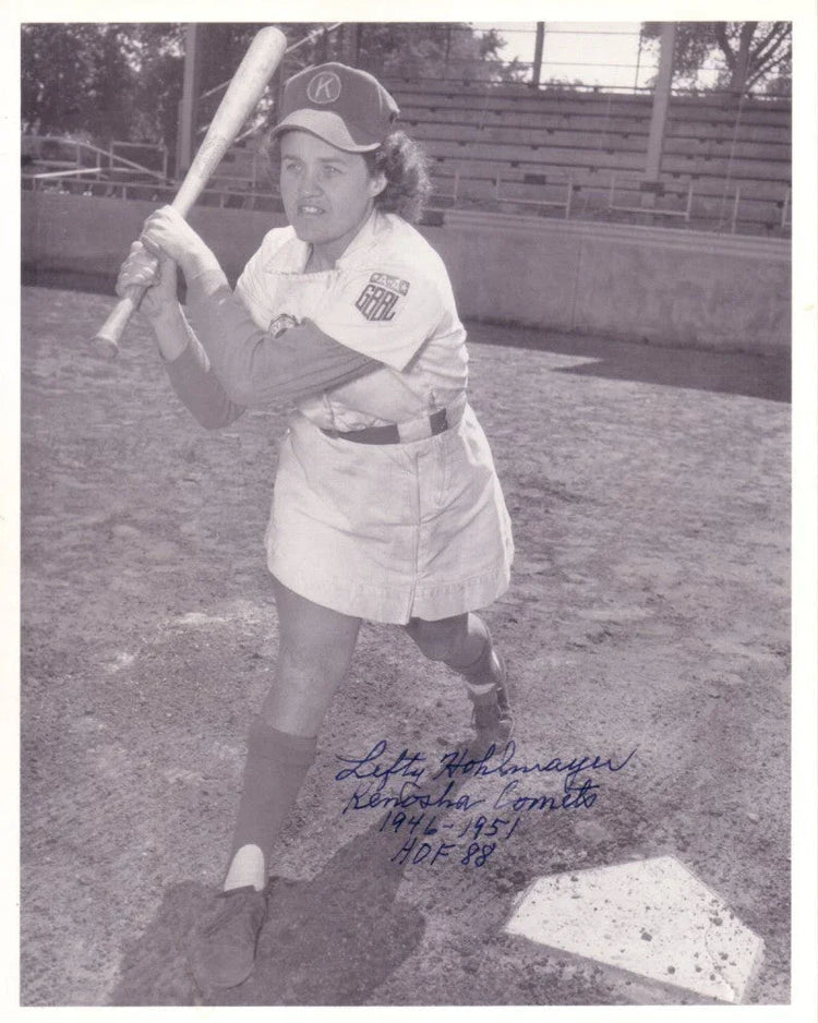 Lefty Hohlmayer autographed 8x10 Kenosha Comets photo - AutographsForSale.com