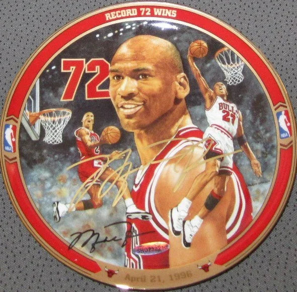 Michael Jordan signed UDA Chicago Bulls 1995-96 72 Wins plate - AutographsForSale.com