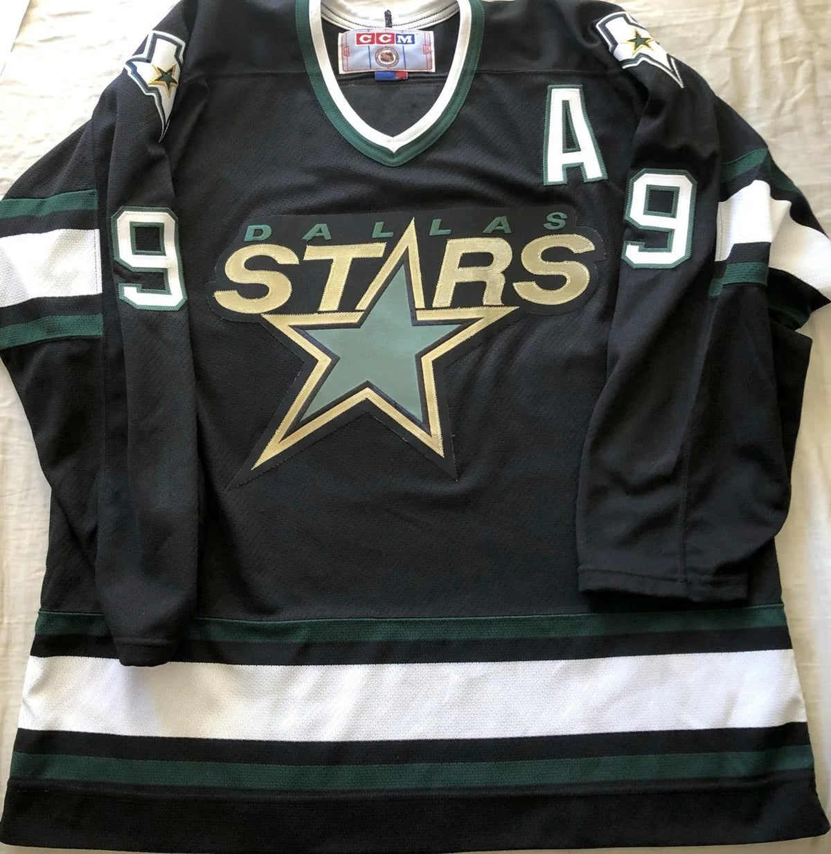 Mike Modano Dallas Stars authentic CCM black XL jersey NEW - AutographsForSale.com