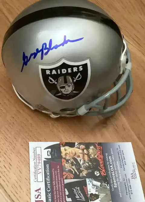 e6715d06cfe421206c6c82072b286a34 - AutographsForSale.com