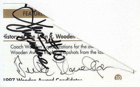 ea67e053a3bfbffb91b28523cf82271e - AutographsForSale.com