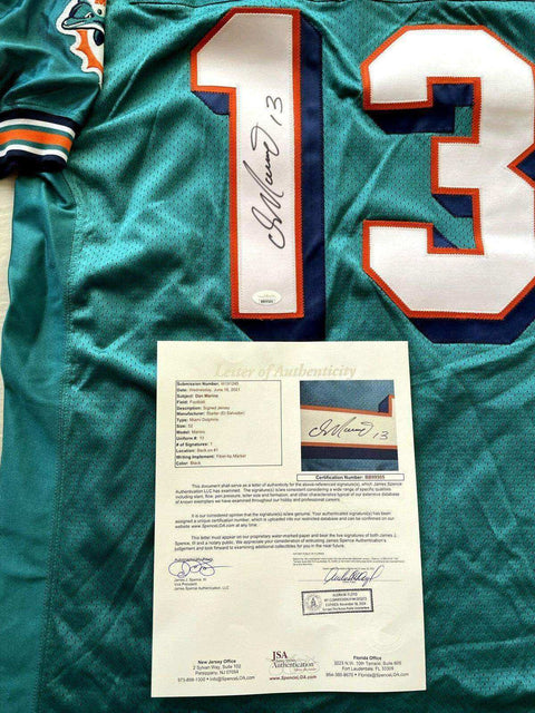 ec1c88a8b357cc283a588688a42832b7 - AutographsForSale.com