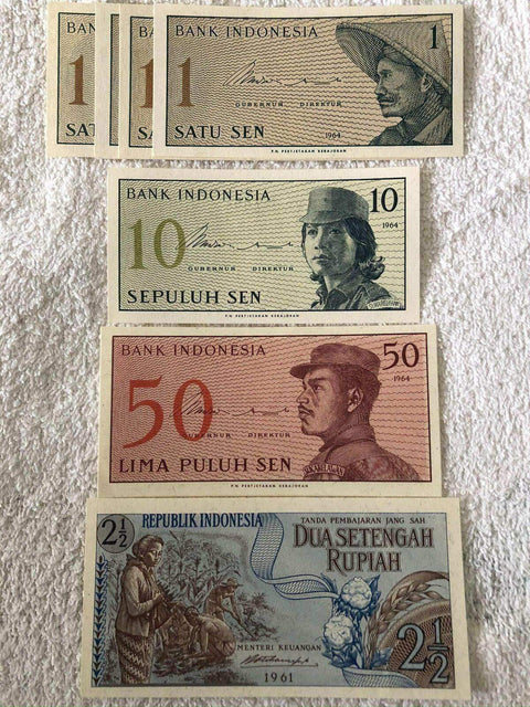 ecb0b0344efc4c60e62e155bf9d230d6 - AutographsForSale.com