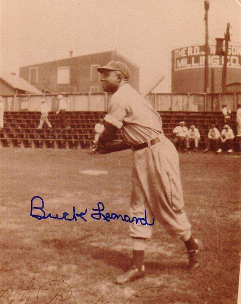 ed51a7b4b527ce50efff4c74b6016699 - AutographsForSale.com