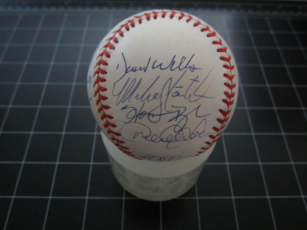 1998 Yankees team signed World Series baseball Derek Jeter Mariano Rivera STEINER - AutographsForSale.com