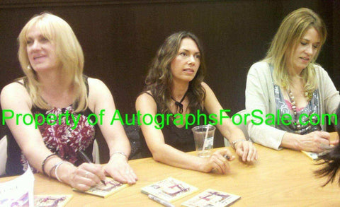 ee88858b8cd6568472f312d48dfd9c9d - AutographsForSale.com