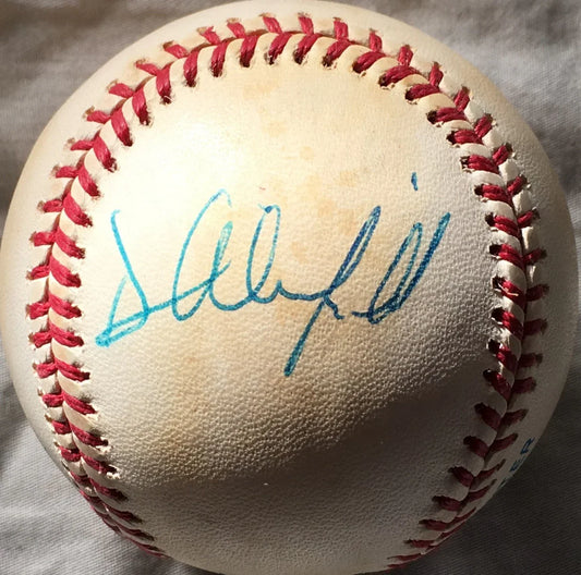 Dave Winfield signed Rawlings AL baseball (faded) Yankees - AutographsForSale.com