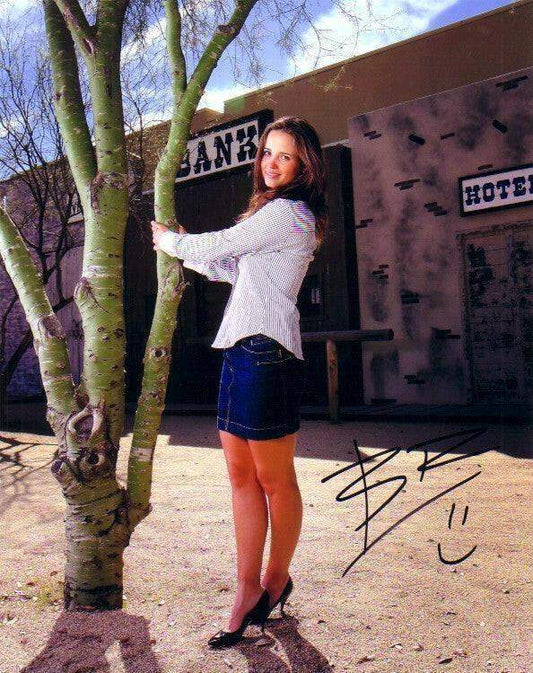 Beatriz Recari autographed sexy 8x10 photo - AutographsForSale.com