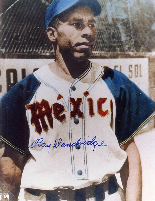 Ray Dandridge autographed 8x10 Mexican League photo - AutographsForSale.com
