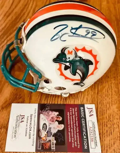 f3b2a054e5aab89bbd61fac21162cc07 - AutographsForSale.com