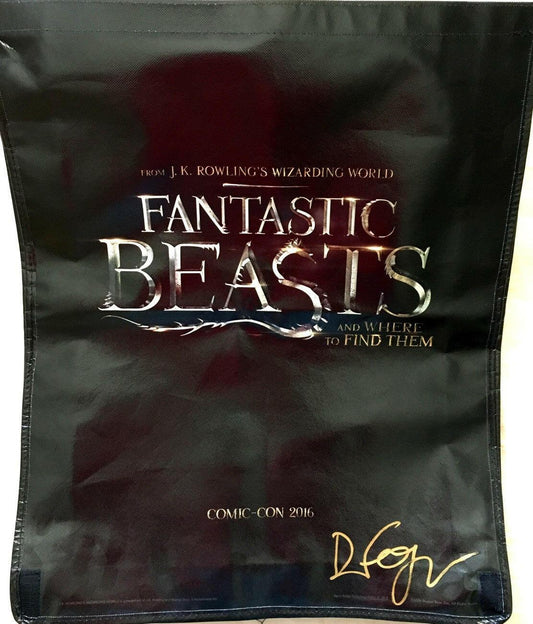 Dan Fogler signed Fantastic Beasts 2016 SDCC Movie Huge promo Bag - AutographsForSale.com