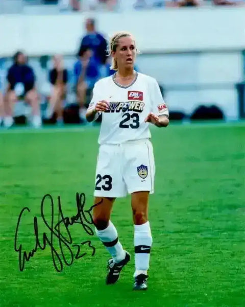 f5b405522e43539feda1715951ee194a - AutographsForSale.com