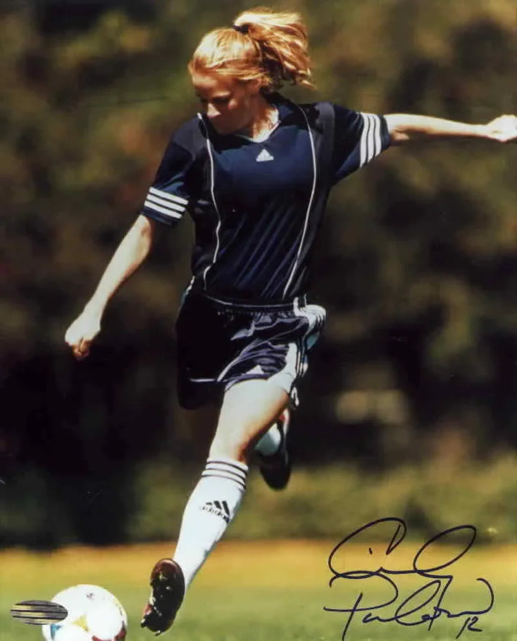 Cindy Parlow autographed 8x10 soccer photo (Steiner) - AutographsForSale.com