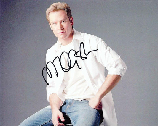 Mark Paul Gosselaar autographed 8x10 portrait photo - AutographsForSale.com