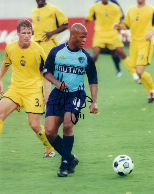 Chiquinho Conde autographed MLS Tampa Bay Mutiny 8x10 photo - AutographsForSale.com